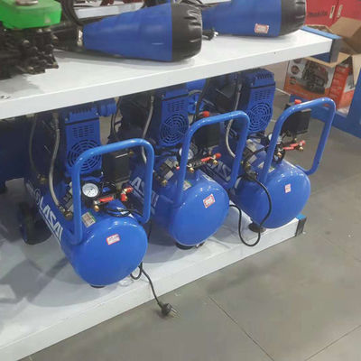 サイレントオイルフリー空気圧縮機 空気ポンプ 980W パワー 30L 容量 ポータブル構成